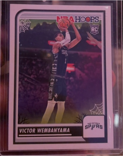 2023-24 Panini Haunted Hoops #108 Victor Wembanyama — front