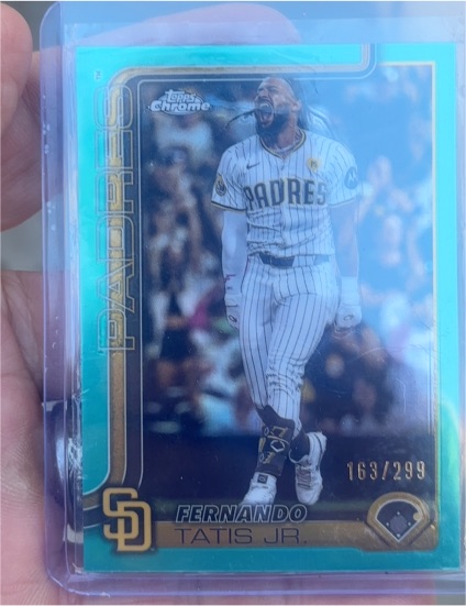2025 Topps Chrome #159 Fernando Tatís Jr. — front