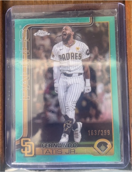 2025 Topps Chrome #159 Fernando Tatís Jr. — front