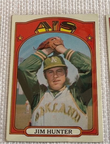 1972 Topps #330 Jim Hunter — front