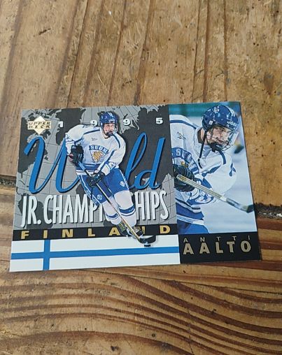 1994-95 Upper Deck #511 Antti Aalto Finland — front