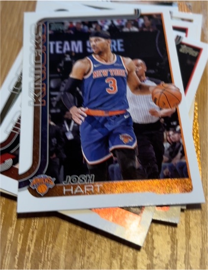 2025-26 Topps #16 Josh Hart — front