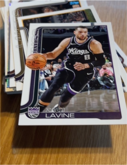2025-26 Topps #163 Zach LaVine Sacramento Kings — front