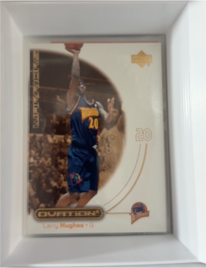 2000-01 Upper Deck Ovation #17 Larry Hughes — front