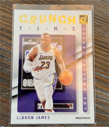 2021-22 Panini Donruss Crunch Time #10 LeBron James — front