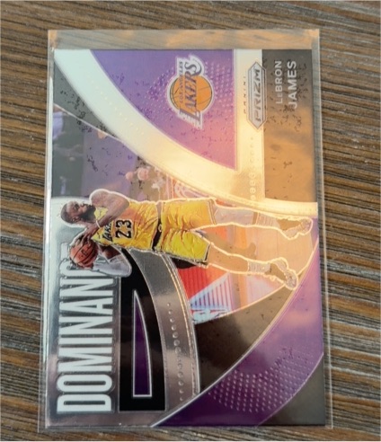 2021-22 Panini Prizm #6 LeBron James Dominance — front