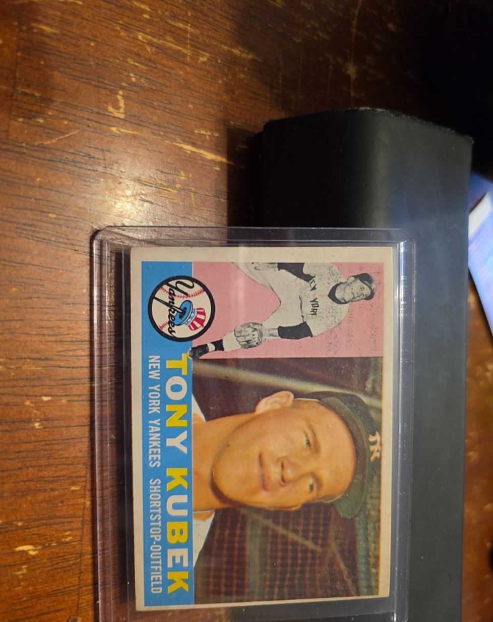 1960 Topps #83 Tony Kubek — front