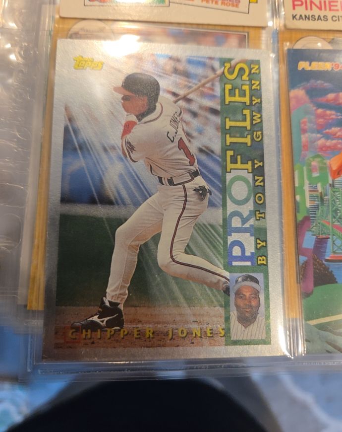 1996 Topps Profiles #NL-15 Chipper Jones — front