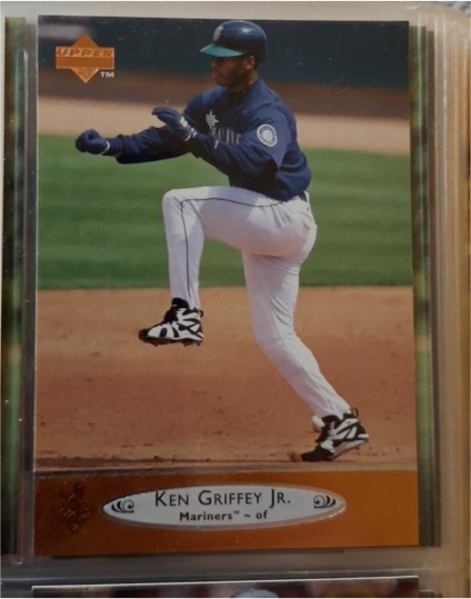 1996 Upper Deck #200 Ken Griffey Jr. — front