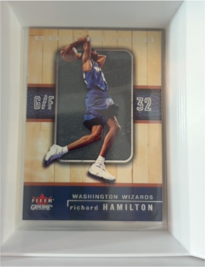 2002-03 Fleer Genuine #32 Richard Hamilton — front