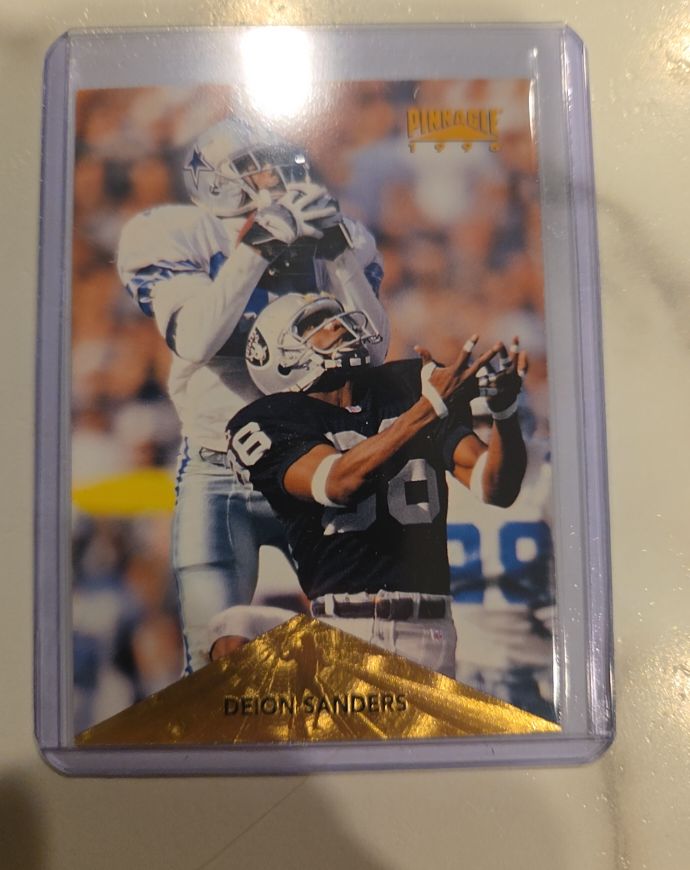 1996 Pinnacle #45 Deion Sanders — front