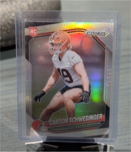 2025 Panini Prizm #384 Carson Schwesinger — front