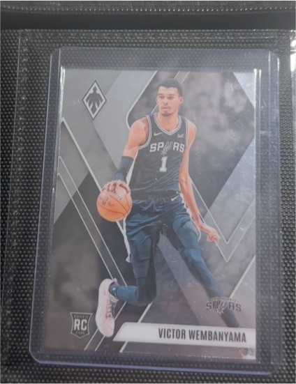 2023-24 Panini Phoenix #256 Victor Wembanyama — front