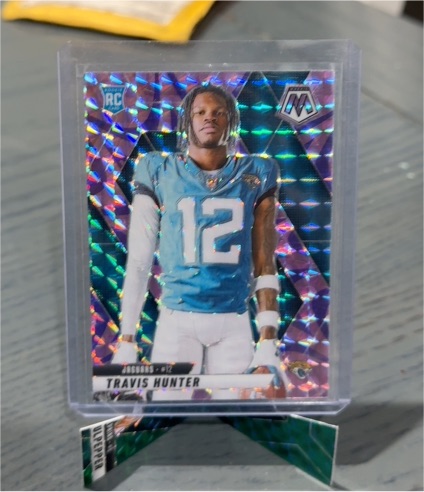 2025 Panini Mosaic #279 Travis Hunter — front