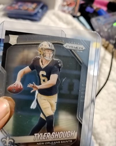 2025 Panini Prizm #327 Tyler Shough — front