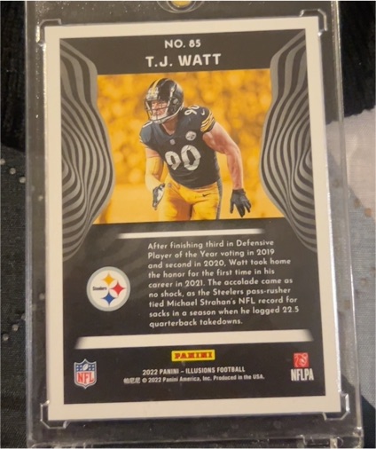 2022 Panini Illusions #85 T.J. Watt — front