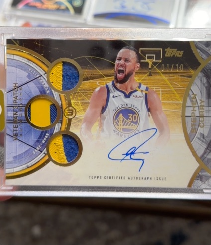 2025-26 Topps 3 Veterans Patch Auto Stephen Curry TRIPLE PATCH ON CARD AUTO 01/10 — front