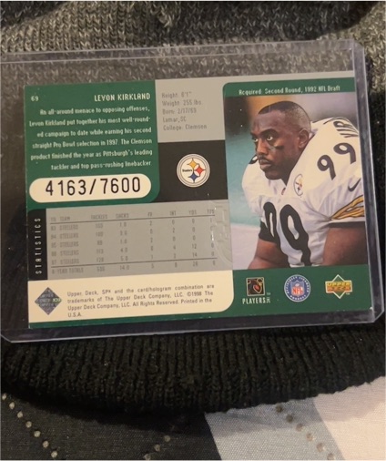 1998 Upper Deck #69 Levon Kirkland — front