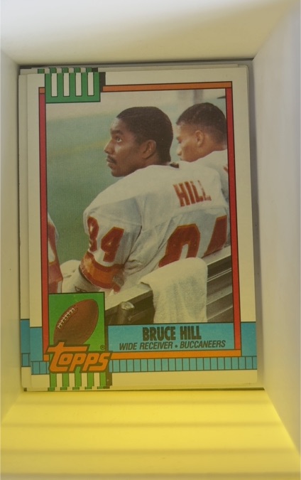 1990 Topps #408 Bruce Hill — front