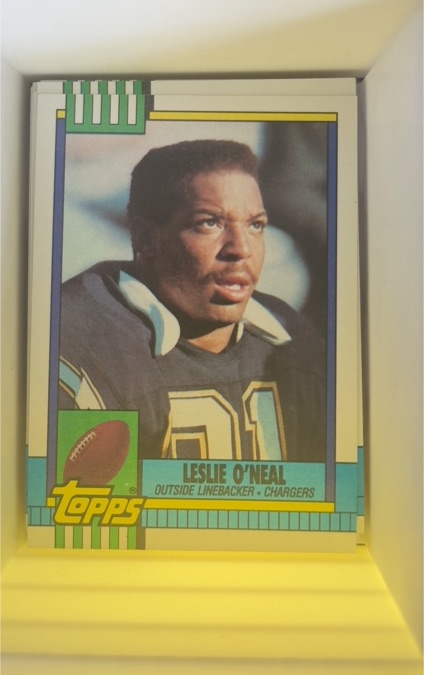 1990 Topps #386 Leslie O'Neal — front