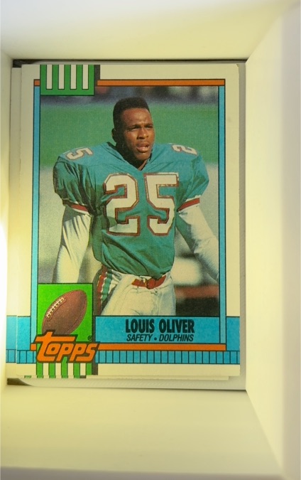 1990 Topps #318 Louis Oliver — front