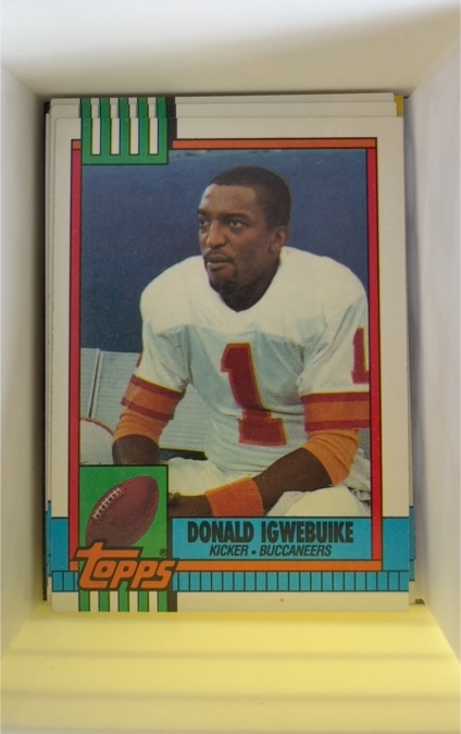 1990 Topps #412 Donald Igwebuike — front