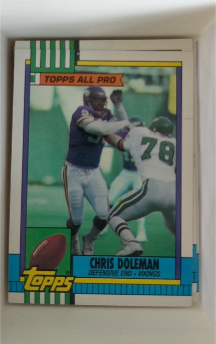 1990 Topps #108 Chris Doleman — front