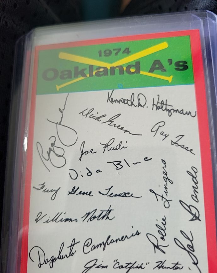 1974 Topps #NNO Oakland A's Team Checklists — front