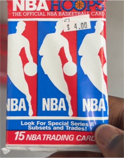 1990 NBA Hoops #15 Basketball Card Pack — front