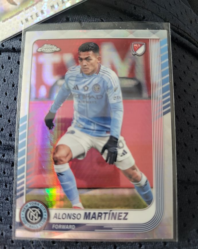 2025 Topps Chrome MLS #85 Alonso Martínez — front