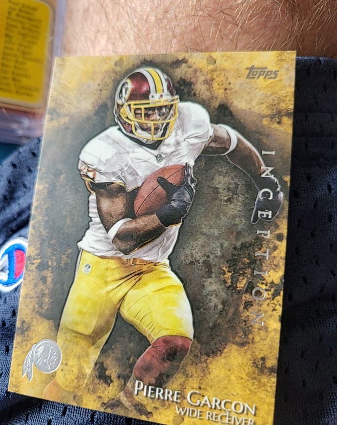 2014 Topps Inception #11 Pierre Garcon — front