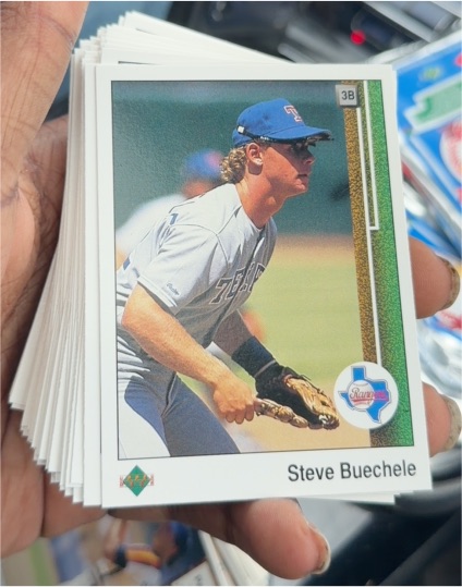 1989 Upper Deck #418 Steve Buechele — front