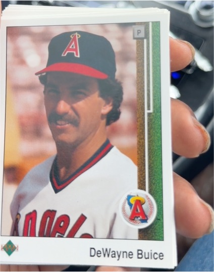 1989 Upper Deck #147 DeWayne Buice — front