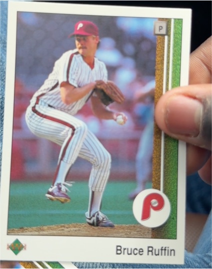 1989 Upper Deck #319 Bruce Ruffin Philadelphia Phillies — front