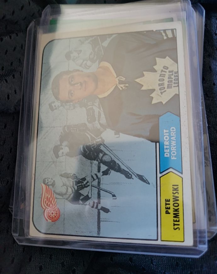 1968-69 Topps #33 Pete Stemkowski — front