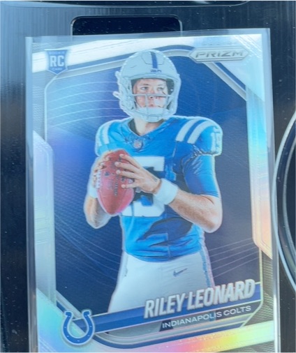 2025 Panini Prizm #416 Riley Leonard — front