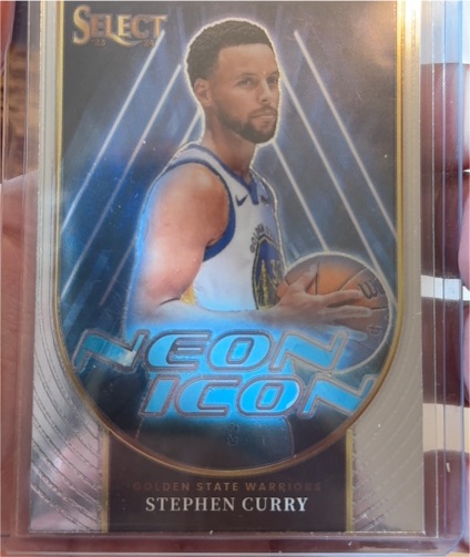 2023-24 Panini Select #4 Stephen Curry Neon Icon — front