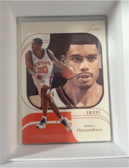 2002-03 Flair #88 Allan Houston — front
