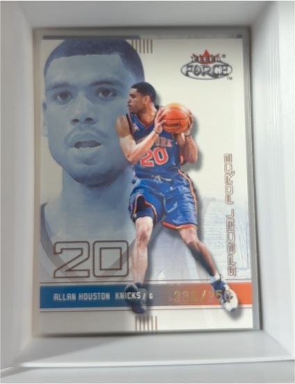 2001-02 Fleer Force #2 Allan Houston — front