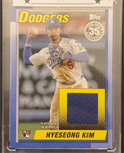 2025 Topps Update 35th Anniversary Relic #90RU-HK Hyeseong Kim — front