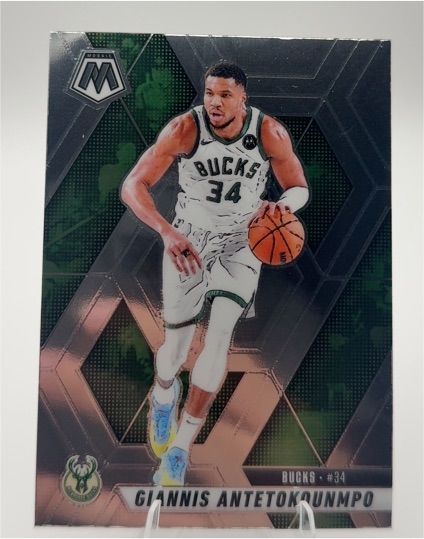 2024-25 Panini Mosaic #13 Giannis Antetokounmpo — front