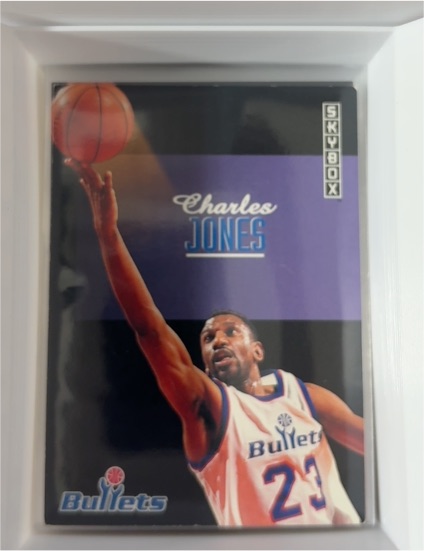 1992-93 Skybox #251 Charles Jones — front