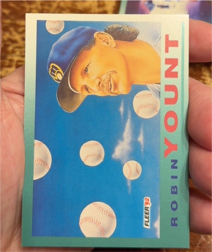 1992 Fleer #708 Robin Yount — front