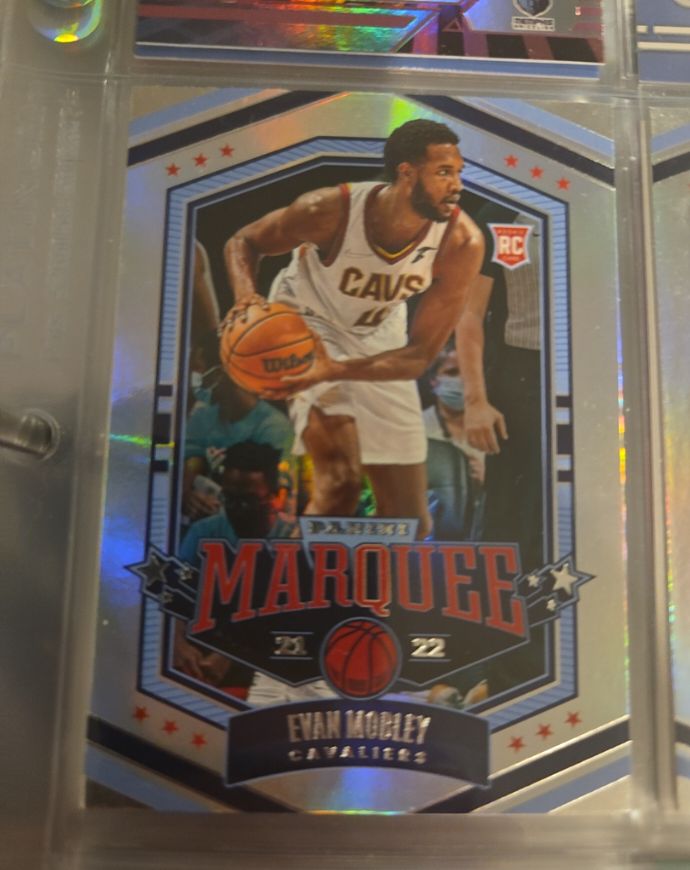2021-22 Panini Chronicles Marquee #368 Evan Mobley — front