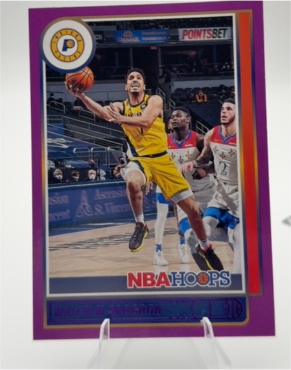 2021-22 Panini NBA Hoops #153 Malcolm Brogdon — front