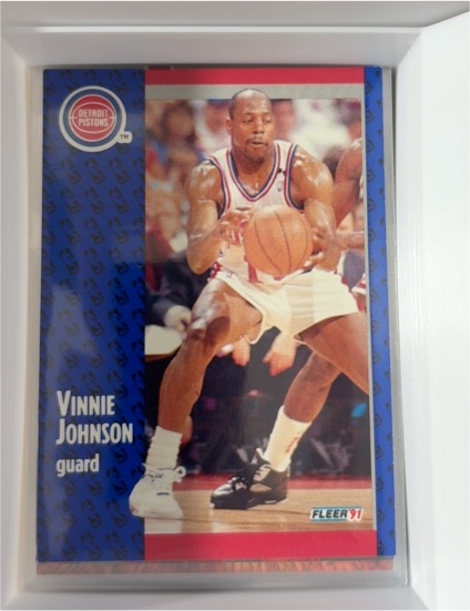 1991-92 Fleer #61 Vinnie Johnson — front