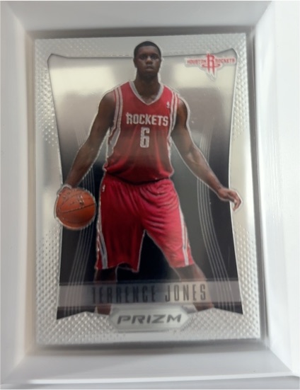 2012-13 Panini Prizm #255 Terrence Jones — front