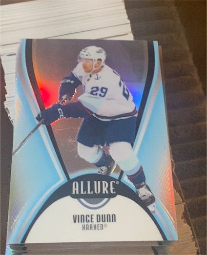 2025-26 Upper Deck Allure #92 Vince Dunn — front