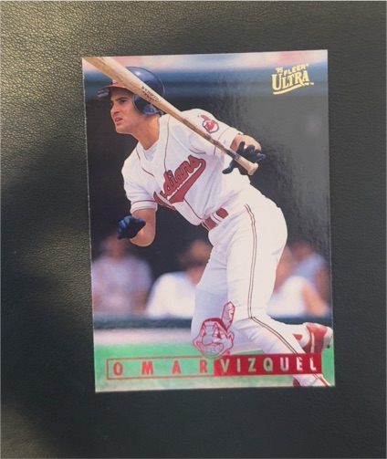 1995 Fleer Ultra #43 Omar Vizquel — front