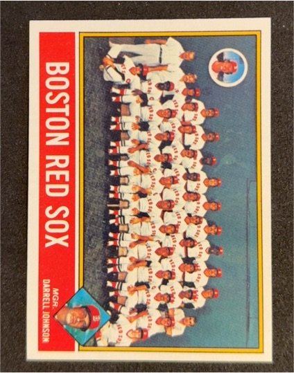 1976 Topps #118 Boston Red Sox Team — front
